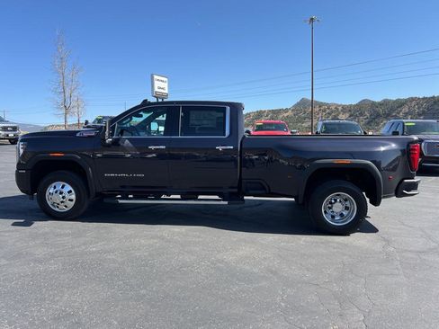 New 2025 GMC Sierra 3500 Denali image 4