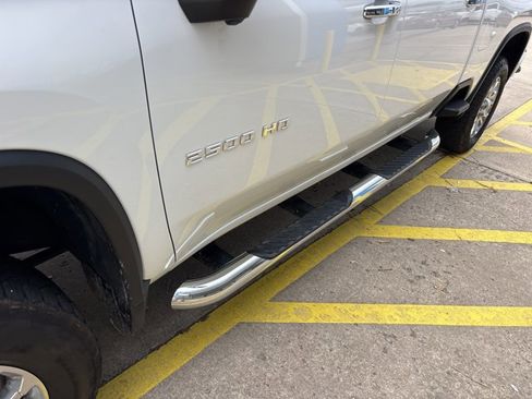 Used 2025 Chevrolet Silverado 2500 LT w/ Z71 Chrome Sport Edition AWD/4WD image 16