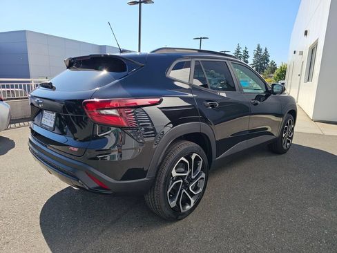 New 2026 Chevrolet Trax RS w/ Driver Confidence Package FWD image 7