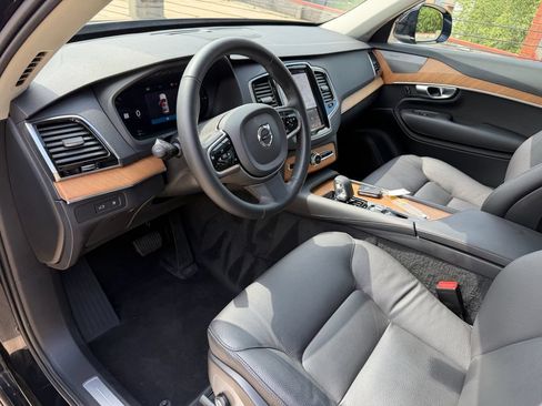 Certified 2024 Volvo XC90 T8 Plus w/ Protection Package AWD/4WD image 8