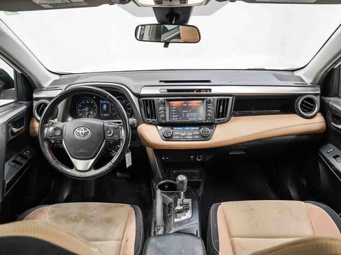 Used 2017 Toyota RAV4 XLE w/ Carpet Mat Package FWD image 12