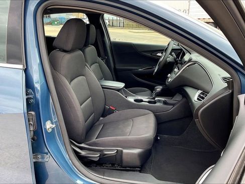 Used 2024 Chevrolet Malibu LT image 7