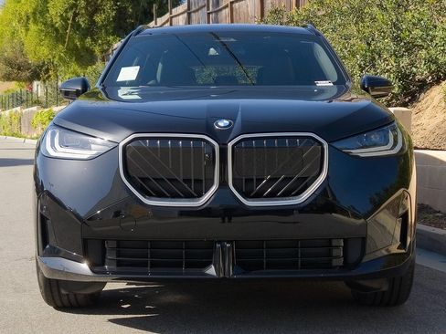 New 2026 BMW X3 xDrive30 w/ Premium Package image 3