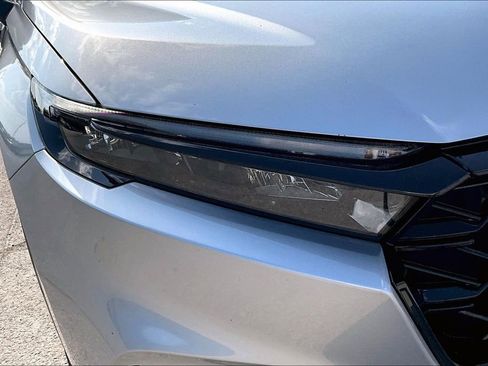 Certified 2023 Honda CR-V Sport Touring image 31