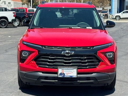 New 2026 Chevrolet TrailBlazer LT w/ Midnight Edition FWD image 2