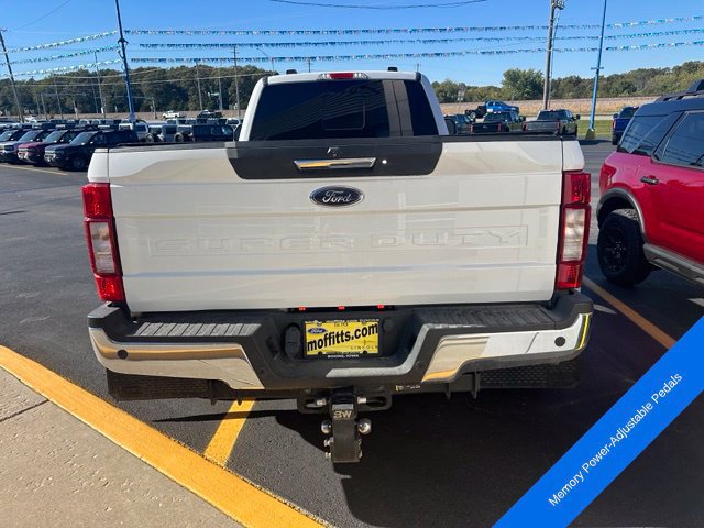 Used 2022 Ford F350 Lariat w/ Lariat Value Package AWD/4WD image 4