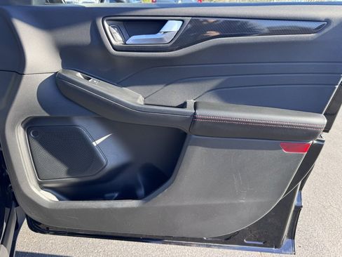 Used 2025 Ford Escape ST-Line Select image 23