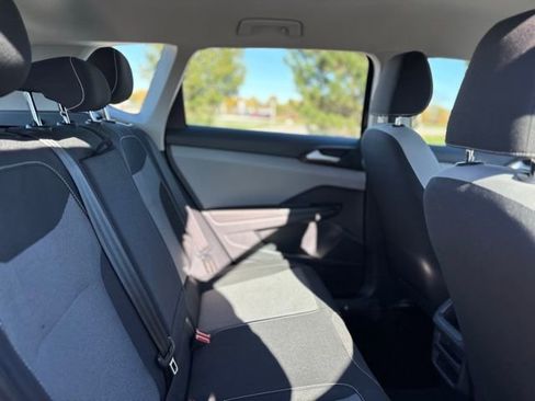 Used 2022 Volkswagen Taos S image 25