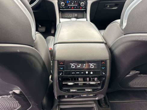 Used 2021 Jeep Grand Cherokee L Overland w/ Advanced Protech Group III AWD/4WD image 11