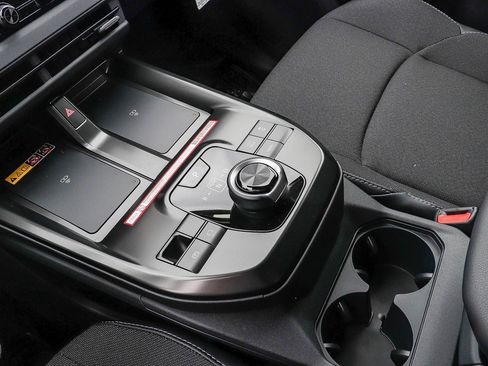 New 2026 Toyota C-HR AWD/4WD image 25