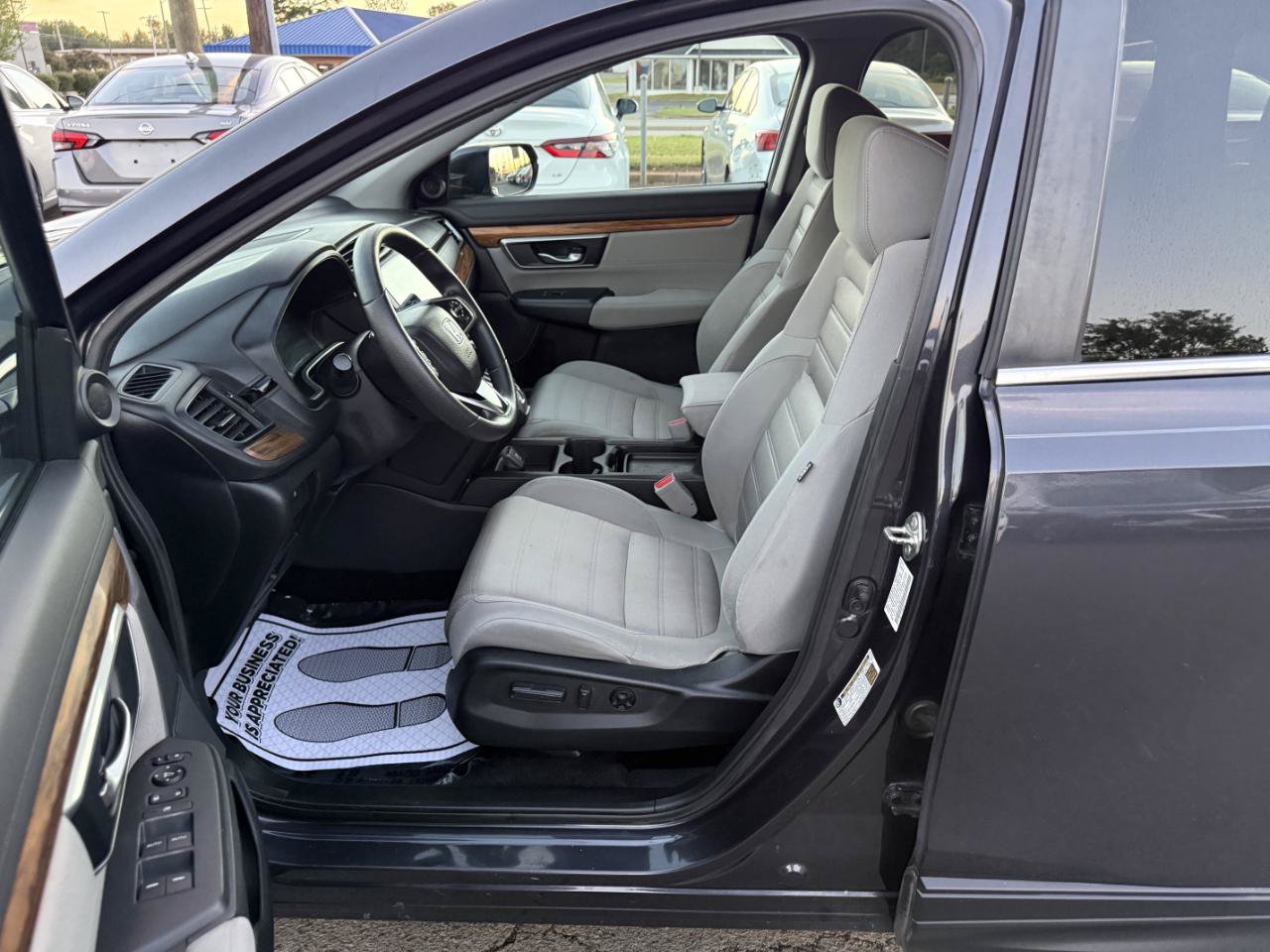 Used 2019 Honda CR-V EX image 8