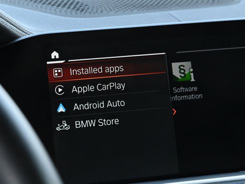 Certified 2023 BMW X5 xDrive45e w/ Executive Package image 40