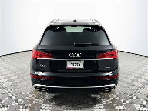 Certified 2023 Audi Q5 2.0T Premium w/ Convenience Package AWD/4WD image 6