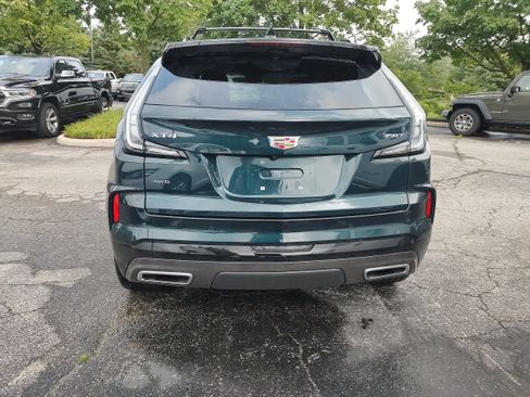 Used 2025 Cadillac XT4 Sport AWD/4WD image 5