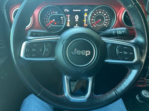 Used 2022 Jeep Gladiator Rubicon w/ Trailer Tow Package image 13