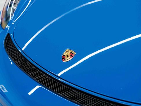 Used 2022 Porsche 718 Cayman GT4 image 15