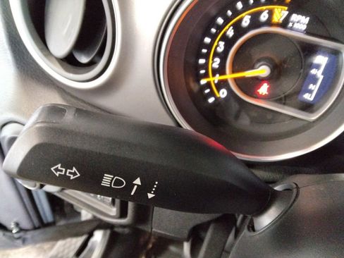 Used 2021 Jeep Wrangler Unlimited Sport image 15