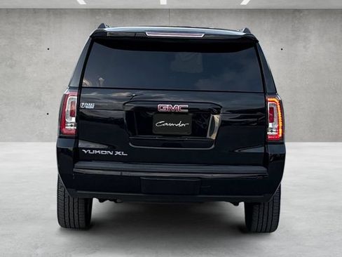 Used 2019 GMC Yukon XL SLT w/ Graphite Performance Edition AWD/4WD image 15