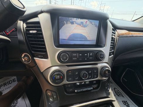 Used 2016 GMC Yukon Denali w/ Open Road Package RWD image 38