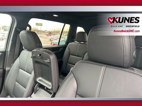 New 2026 GMC Acadia Elevation w/ Black Edition image 18
