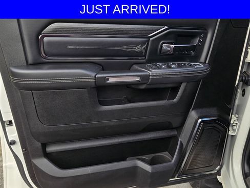 Used 2022 RAM 2500 Limited AWD/4WD image 14