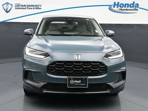 Used 2024 Honda HR-V LX image 2