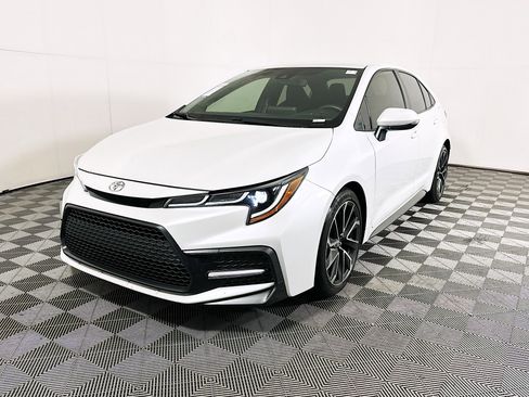 Used 2022 Toyota Corolla SE image 7