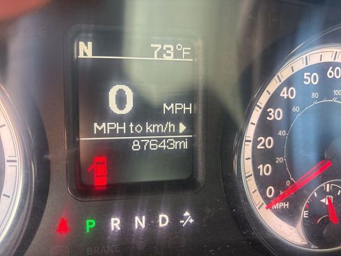 Used 2020 RAM 1500 Classic SLT image 3