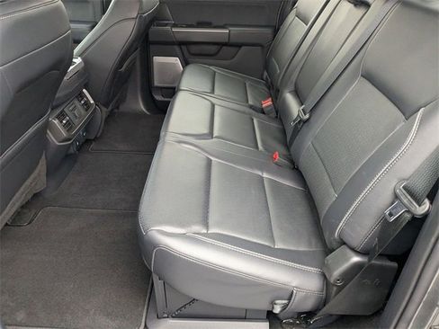 Used 2024 Ford F150 Lariat w/ Equipment Group 502A High image 19