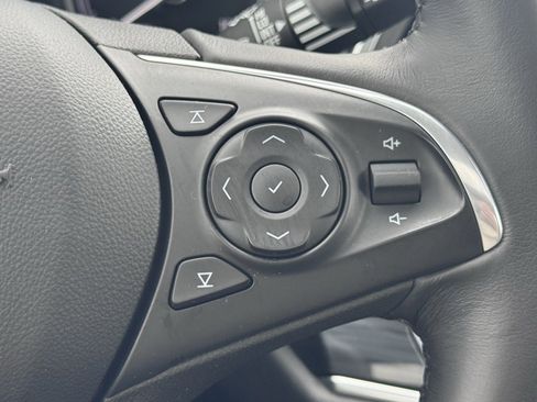 Used 2021 Buick Enclave Essence w/ Sound and Sites Package image 30