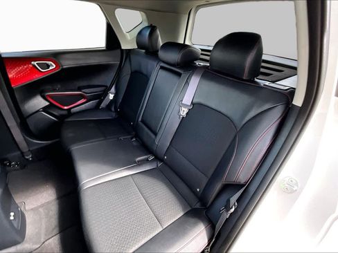 Used 2024 Kia Soul GT-Line w/ Option Group 020 FWD image 18