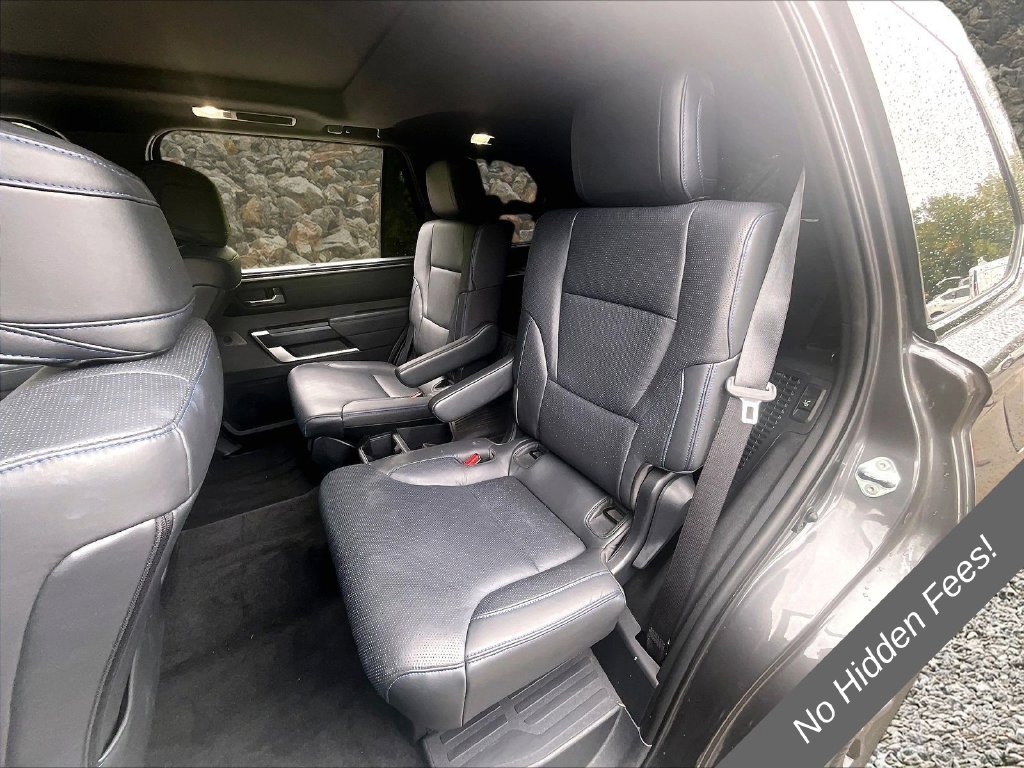 Used 2023 Toyota Sequoia Platinum AWD/4WD image 22