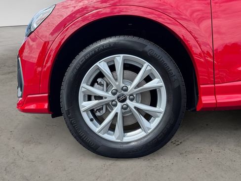 Used 2025 Audi Q3 2.0T Premium Plus w/ Premium Plus Package AWD/4WD image 9