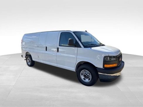 New 2025 GMC Savana 2500 w/ Driver Convenience Package image 3