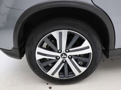 Used 2024 Mitsubishi Outlander Sport SE image 9