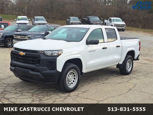 Used 2023 Chevrolet Colorado W/T w/ Advanced Trailering Package image 1