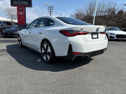 Used 2023 BMW i4 eDrive35 w/ Premium Package image 3