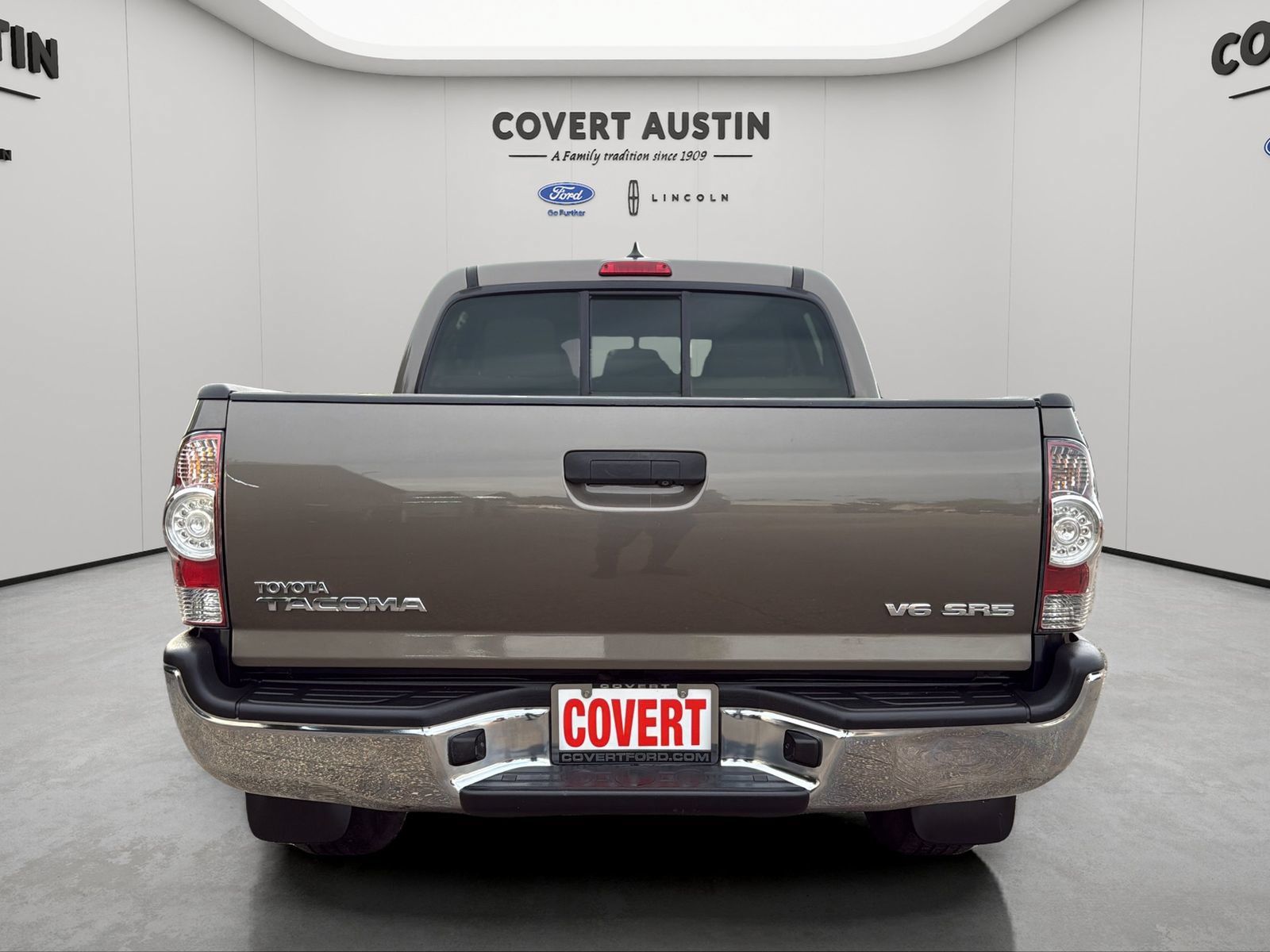 Used 2012 Toyota Tacoma PreRunner w/ SR5 Pkg RWD image 2