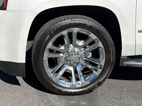 Used 2016 GMC Yukon Denali w/ Open Road Package AWD/4WD image 9