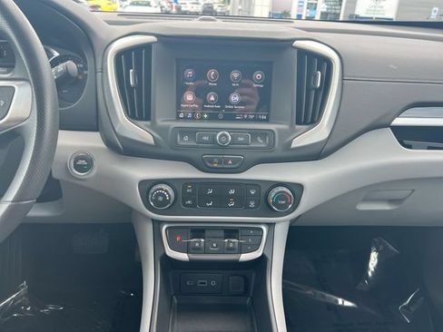 Used 2024 GMC Terrain SLE w/ Fleet Convenience Package FWD image 14