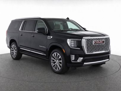 Used 2022 GMC Yukon XL Denali w/ Denali Premium Package