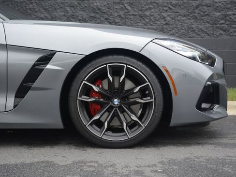 Used 2026 BMW Z4 M40i RWD image 11