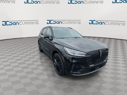 New 2026 Lincoln Aviator Reserve AWD/4WD image 2