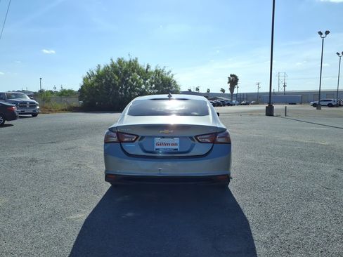 Used 2023 Chevrolet Malibu LT FWD image 7