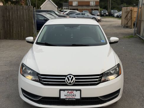 Used 2012 Volkswagen Passat 2.5 S FWD image 4