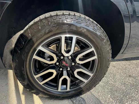 Used 2021 GMC Yukon AT4 AWD/4WD image 37