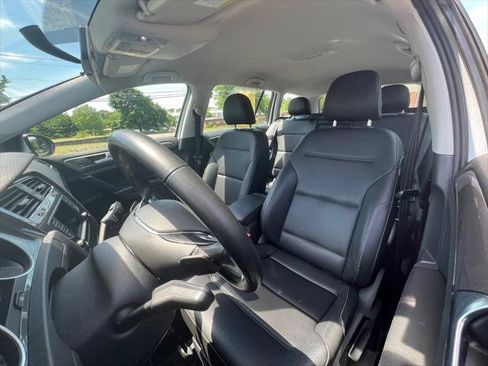 Used 2017 Volkswagen Golf Alltrack S AWD/4WD image 11