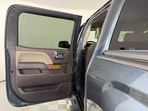 Used 2018 GMC Sierra 1500 SLT w/ SLT Premium Package AWD/4WD image 12