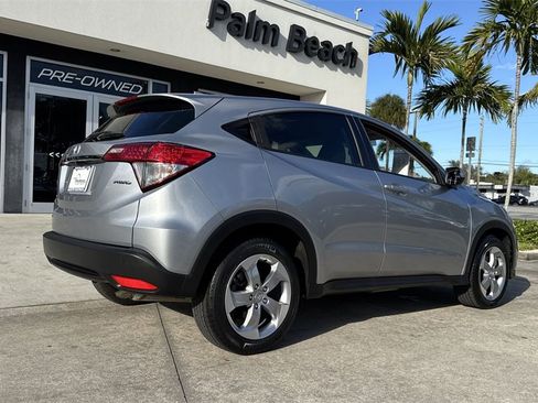 Used 2020 Honda HR-V LX image 25