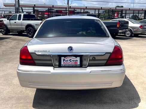 Used 2011 Mercury Grand Marquis LS image 4